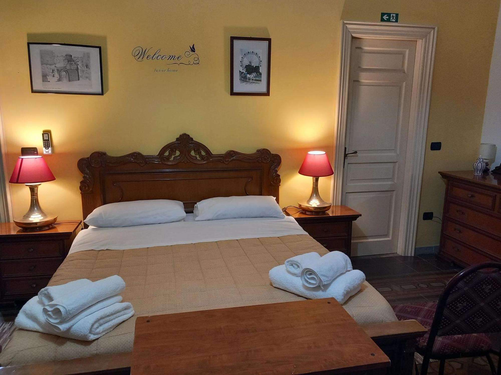 B&B Donna Elvira Siderno Екстериор снимка